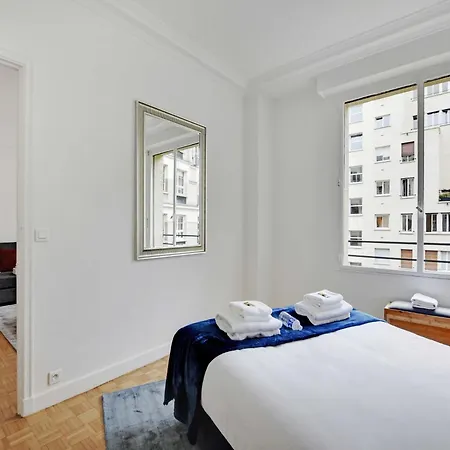 Apartment Splendid 1 Bdr 2 P Balcon - 16eme - La Muette *